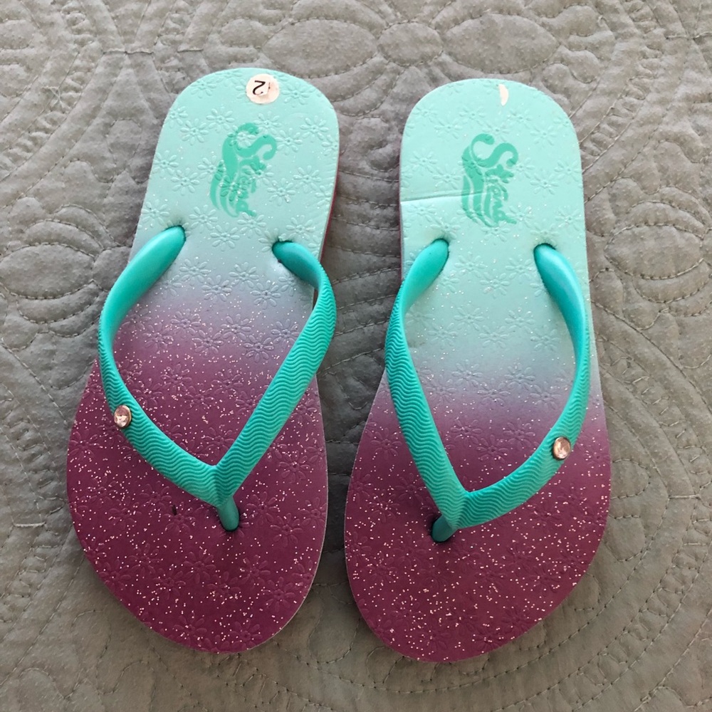 Girls Strand Flip Flops